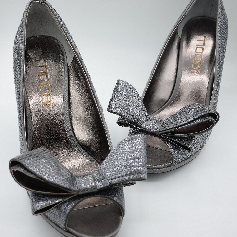 Silver Sequin Moda Spana Peep-Toe Pumps Heels with